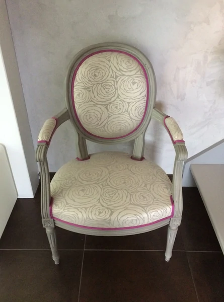 Modernisation d'un fauteuil médaillon